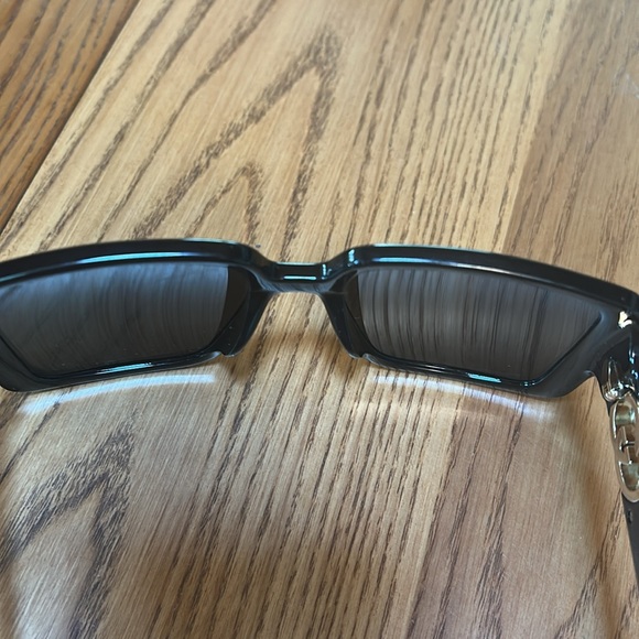 NEW Oversized Gucci Black Sunglasses - Picture 8 of 10